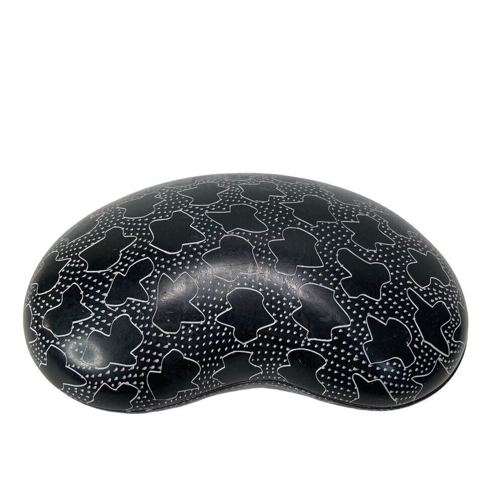 Genuine  Soapstone hand carved black & White Jewelry Trinket Box Vtg‎